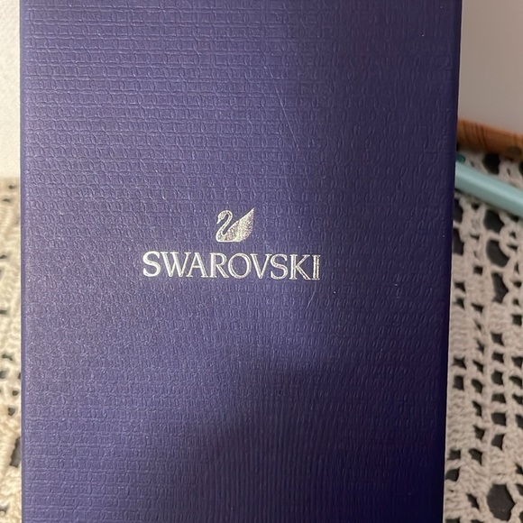 Swarovski “dance stone” necklace and earring set - Picture 8 of 8